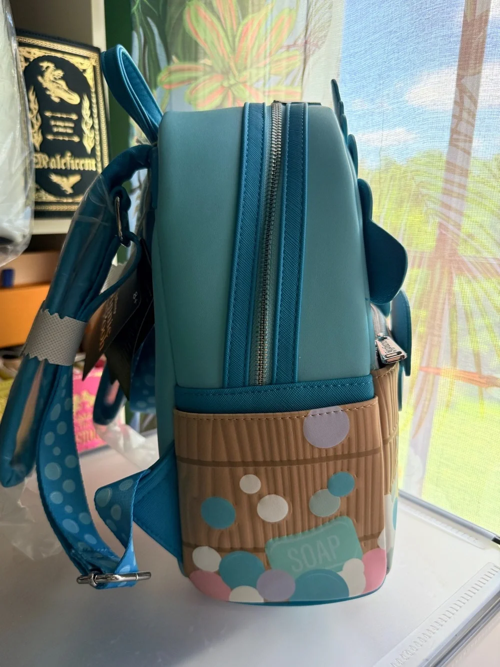 Loungefly Disney Tigger Mini backpack NWT